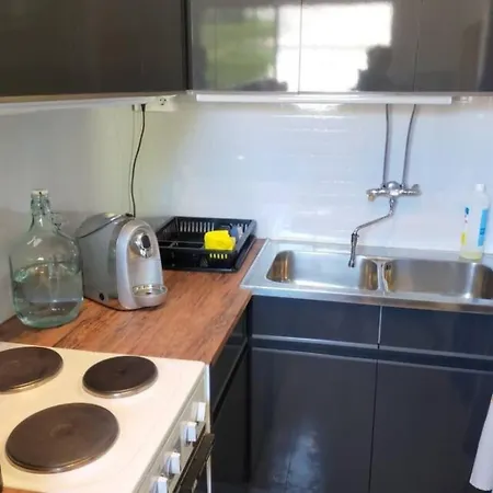 Stadtwohnung In By Interhome Klagenfurt am Woerthersee