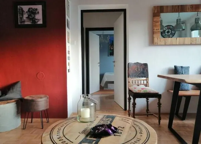 Stadtwohnung In By Interhome Apartamento Klagenfurt am Woerthersee